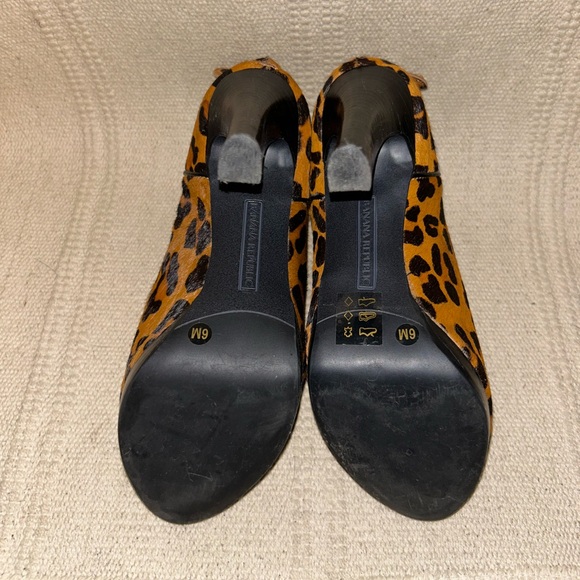 Banana Republic Leather Cowhair Leopard Print Open Toe High Heels - Picture 2 of 9